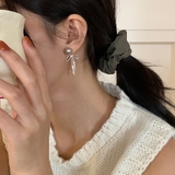 甘すぎないメタルリボンピアス パールリボンピアス ピアス | COCOMOMO | 詳細画像10 