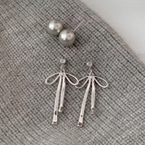 甘すぎないメタルリボンピアス パールリボンピアス ピアス | COCOMOMO | 詳細画像12 