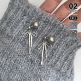 シルバー | 甘すぎないメタルリボンピアス パールリボンピアス ピアス | COCOMOMO