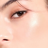 Skin Luminous Highlighter | COSME Re:MAKE | 詳細画像3