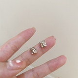 スクエアビジューピアス | Doux Belle  | 詳細画像3 