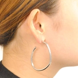 大振り変形C型メタルフープピアス ニュアンスゆがみシルバーゴールド | FACION | 詳細画像3 