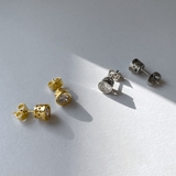 CZステンレス透かし枠スタッドピアス | FACION | 詳細画像3