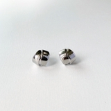 シルバー | 幅広ロールメタルフープピアス 変形シルバーゴールド レディース | FACION