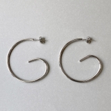 シルバー | スパイラルステンレスフープピアス サージカルステンレス 金属アレルギー対応 | FACION