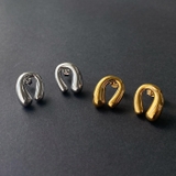 ニュアンス馬蹄ホースシューステンレスピアス アレルギー対応 レディース | FACION | 詳細画像1 