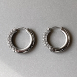 シルバー | パヴェジルコニアステンレスワンタッチフープピアス 両耳用 アレルギー対応 | FACION