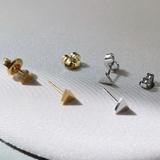 ミニトライアングルステンレスピアス つけっぱなし 小ぶり | FACION | 詳細画像2 