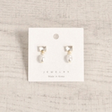 クリア | スクエアストーン付パールピアス 春夏カラーストーンチタンポスト浴衣 | FACION