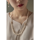 オフホワイト | niana ニアナ フラワーモチーフパールミドルネックレス | Fashion Letter