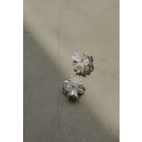 シルバー | niana ニアナ フラワーモチーフパールイヤリング | Fashion Letter