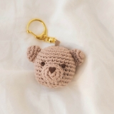 ベージュ | tiny bear 編みぐるみキーホルダー | F.O.Online Store