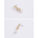 パールのアクセントがコーデを華やかに オーバーラップパール付ピアス アクセサリー | Re:EDIT | 詳細画像12