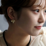 ピアス 小ぶり フラワー | epicday | 詳細画像9 