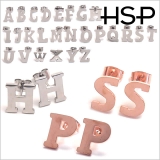 ピアス 316Lサージカルステンレス アルファベット | ピアス専門店HOMESLICEPRODUCTIONS | 詳細画像2 