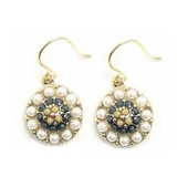 ダークグリーン×Sベージュ | ピアス サージカルステンレス パール＆カラービーズ | ピアス専門店HOMESLICEPRODUCTIONS