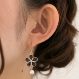 ピアス サージカルステンレス フラワー＆パール 1ペア レディース 両耳用 | ピアス専門店HOMESLICEPRODUCTIONS | 詳細画像3 