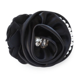 ブラック | パール＆ビジューストーン付き サテンローズモチーフサイドフラワー コサージュ | Jewel vox