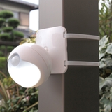 防犯ライト 防雨 LEDセンサーライト 屋外用 玄関 防犯対策 LED | livingut | 詳細画像2