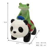 置き物 パンダの乗り物にのるカエル Copeau | livingut | 詳細画像2