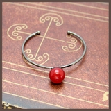 クラシカルレッド 1粒レッドボールのバングルブレスレット R | lunolumo | 詳細画像1