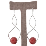 クラシカルレッド ツイストメタルとレッドボールの大きめピアス R | lunolumo | 詳細画像4