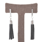 タッセルとメタルのデザインピアス | lunolumo | 詳細画像4