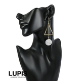 ポンポンファートライアングルロングフックピアス  | LUPIS | 詳細画像6 