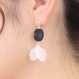 ウッドサークル×ホワイトペタルイヤリング | LUPIS | 詳細画像5