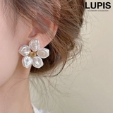 パールフラワーピアス【S925ポスト】 | LUPIS | 詳細画像1 