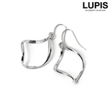 メタルツイストフレームフックピアス | LUPIS | 詳細画像1 