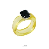ブラック×イエロー | スクエアビジューアクリルリング | LUPIS