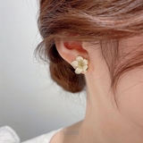 アシンメトリーフラワーピアス【S925ポスト】 | LUPIS | 詳細画像3