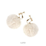 アイボリー | ポンポンイヤリング【ネジバネ式】 | LUPIS
