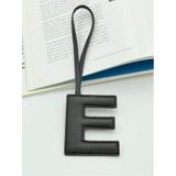 ビーガンレザー イニシャルチャーム 【E】大文字タイプ | TAKA-Q WOMEN | 詳細画像1