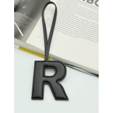 ビーガンレザー イニシャルチャーム 【R】大文字タイプ | TAKA-Q WOMEN | 詳細画像1