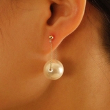 ゴールド | ぶら下がったパールが目を引くピアス 女性らしい 大ぶり | maison de LATIR