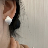 レトロなマット感がさりげなく美しいピアス アクセサリー 両耳 | maison de LATIR | 詳細画像2 