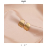 少し変わったスクエア型がお洒落なプレートピアス 上品 シンプル | maison de LATIR | 詳細画像10