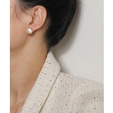耳元を女性らしく演出するキャッツアイストーンイヤリング 大人 シンプル | maison de LATIR | 詳細画像1 