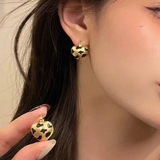 立体ボリュームが可愛いレトロハート柄ピアス ピアス ハートピアス | maison de LATIR | 詳細画像2 