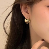 立体ボリュームが可愛いレトロハート柄ピアス ピアス ハートピアス | maison de LATIR | 詳細画像1 