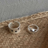 マットな質感が肌にやさしく映えるリング シルバー マット | maison de LATIR | 詳細画像5 