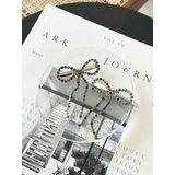 ブラック | PEARL BIJOU RIBBON PIN/パールビジューリボンピン | CALNAMUR