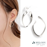 スクエア-シルバー色 | ピアス ラウンド スタッド | Melody Accessory