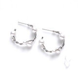 パールフープツイストピアス | monamona | 詳細画像3 