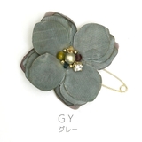 グレー | ブローチ 花 フラワー ビーズ くすみカラー | monamona