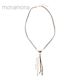 トライアングルモチーフスエード紐Y字ネックレス | monamona | 詳細画像1
