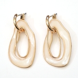 ホワイト | フープピアス ３Way デザインフープ さがり クロッシング | monamona