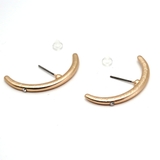 月形イヤカフ風ピアス マットシルバーゴールド | monamona | 詳細画像10 